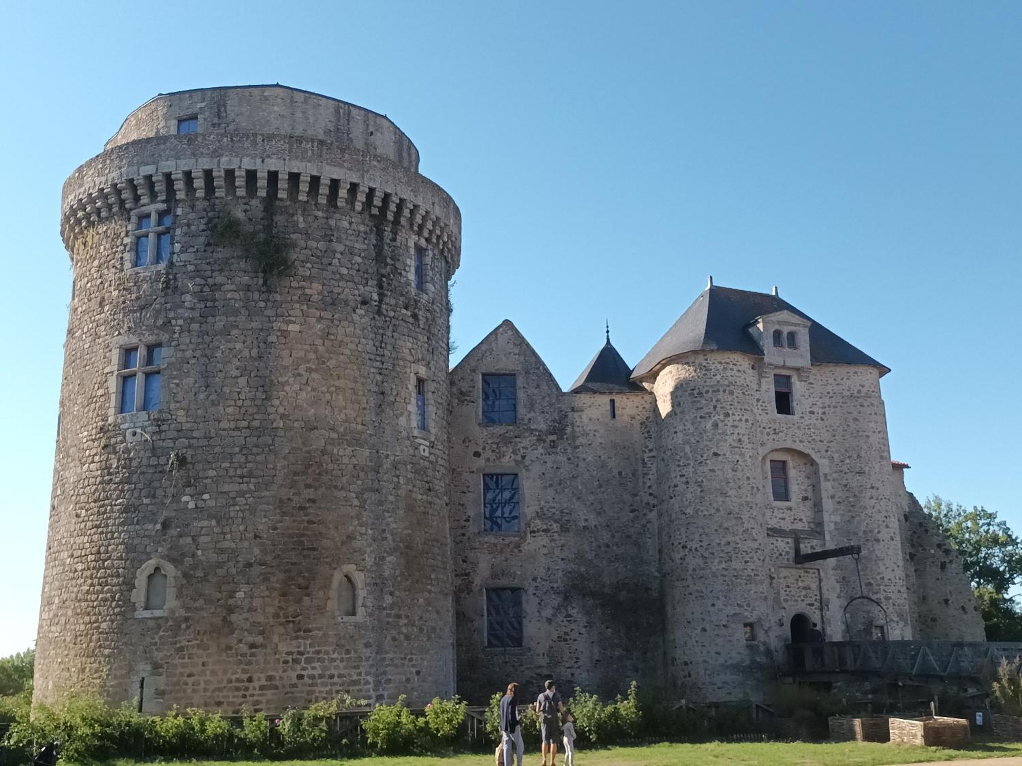 Gite De La Fecleval 6 Personnes Proche Du Puy Dufou Saint-Mesmin  Eksteriør bilde